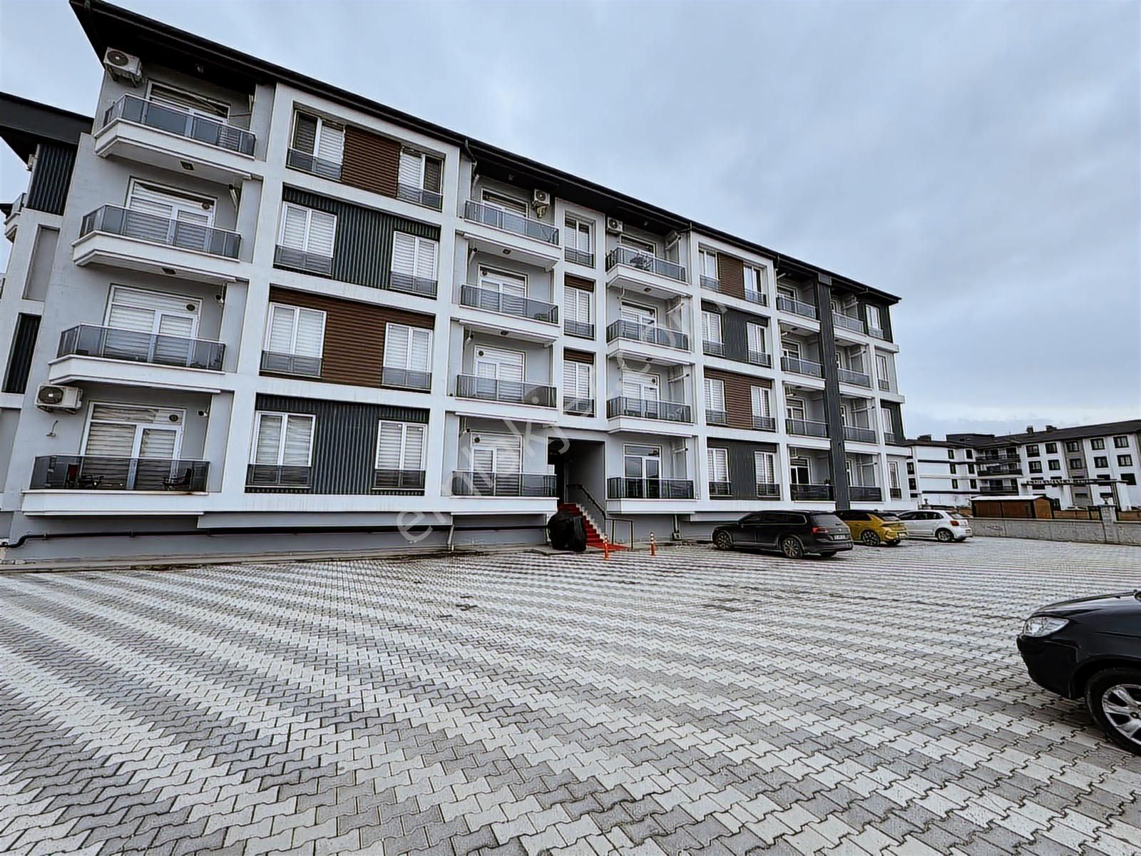 Sağlam Emlaktan Uydukent Hastane Yakını Satılık Eşyalı 1+1daire - Görsel 19