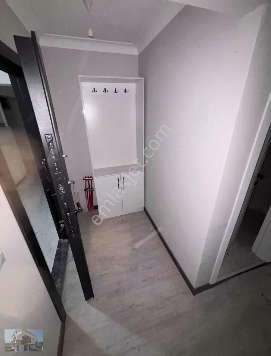 Ottoman Sitesinde 1+1 Satılık Daire İskanlı Otoparklı Havuzlu - Görsel 14