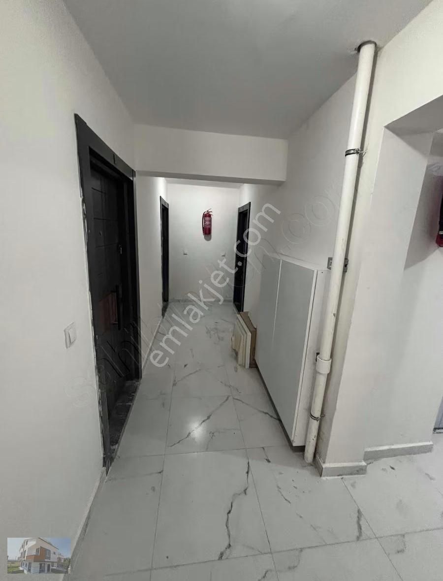 Ottoman Sitesinde 1+1 Satılık Daire İskanlı Otoparklı Havuzlu - Görsel 16
