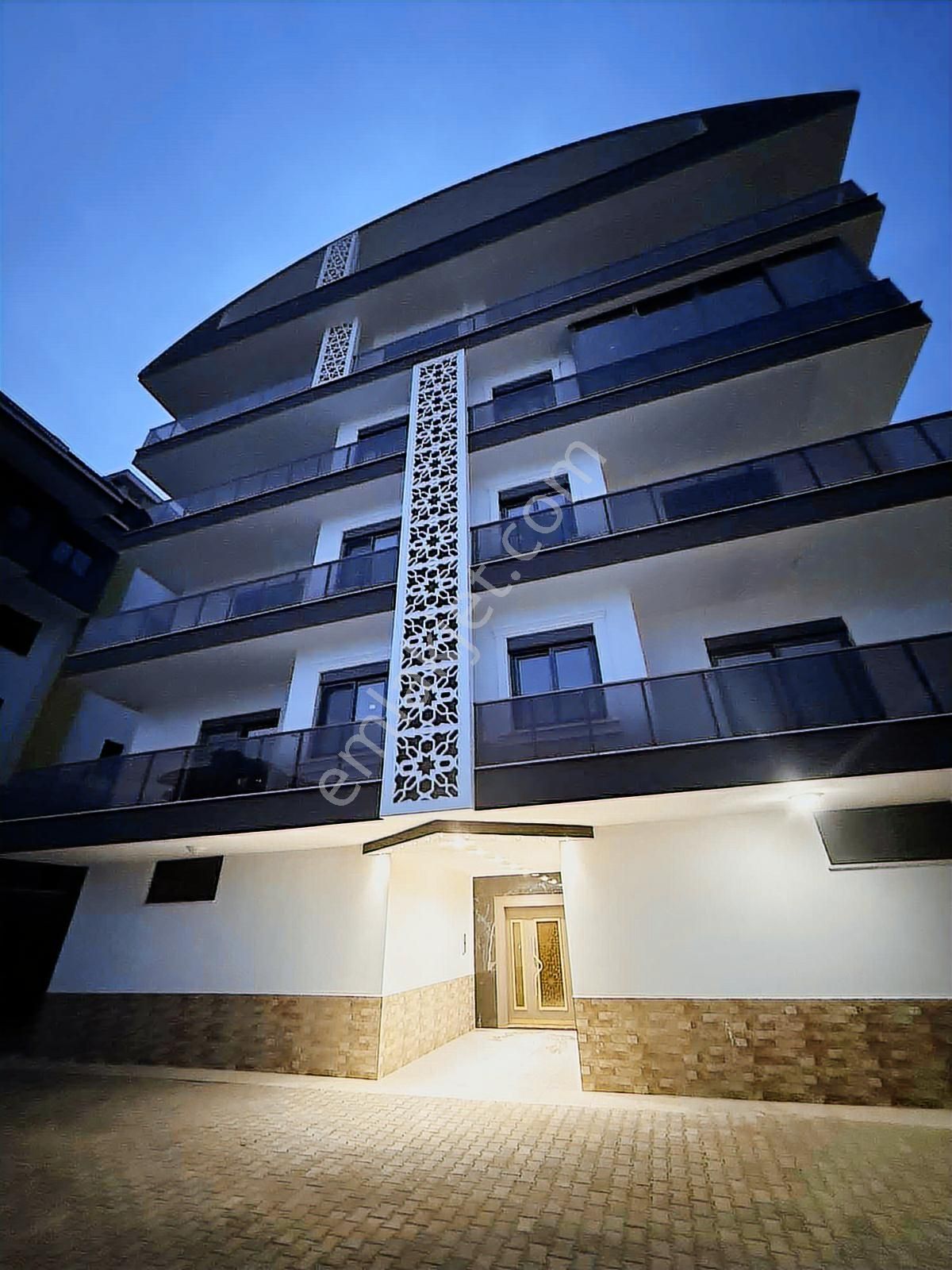 Alanya Payallar'da Sıfır Lüks Ayrı Mutfak Geniş Kiralık 2+1 - Görsel 7