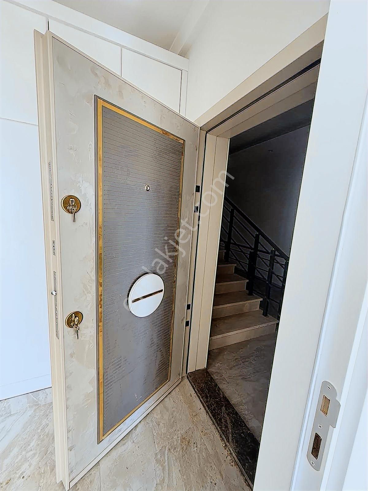 Alanya Payallar'da Sıfır Lüks Ayrı Mutfak Geniş Kiralık 2+1 - Görsel 15