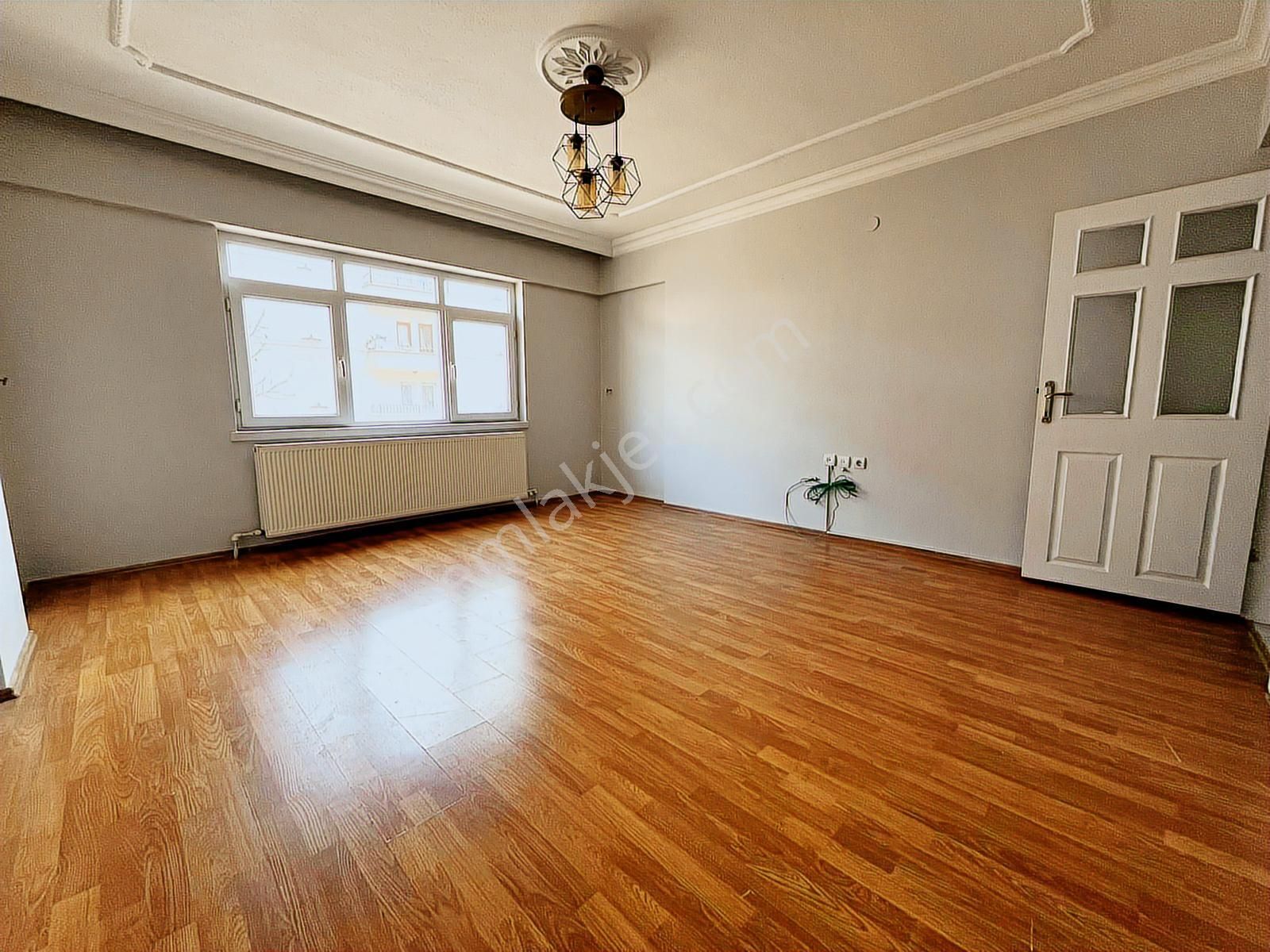 Sincan Tandoğan Kiralık 3+1 Merkezi Konum Arakat Çok Temiz Daire - Görsel 13