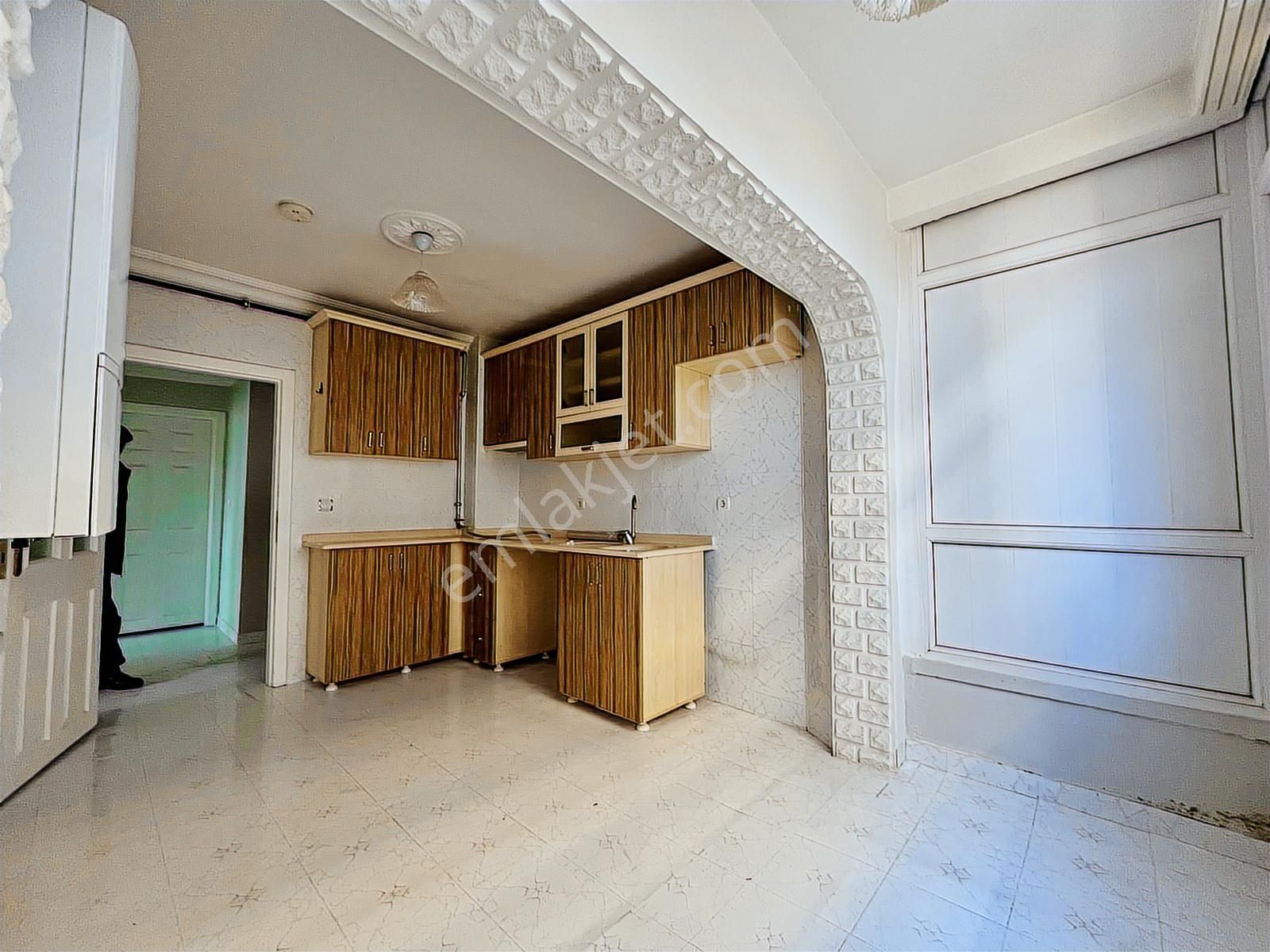 Sincan Tandoğan Kiralık 3+1 Merkezi Konum Arakat Çok Temiz Daire - Görsel 4