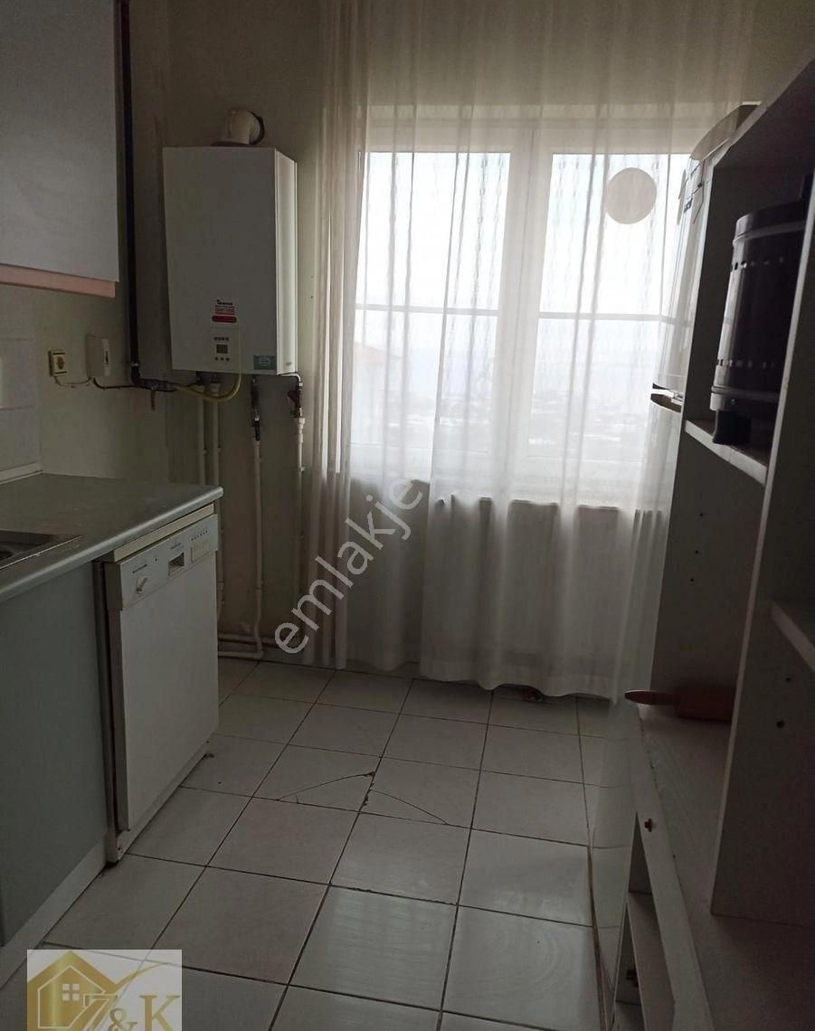 Altınova Subaşı Deprem Konutları 3+1 Full Eşyalı Kiralık Daire