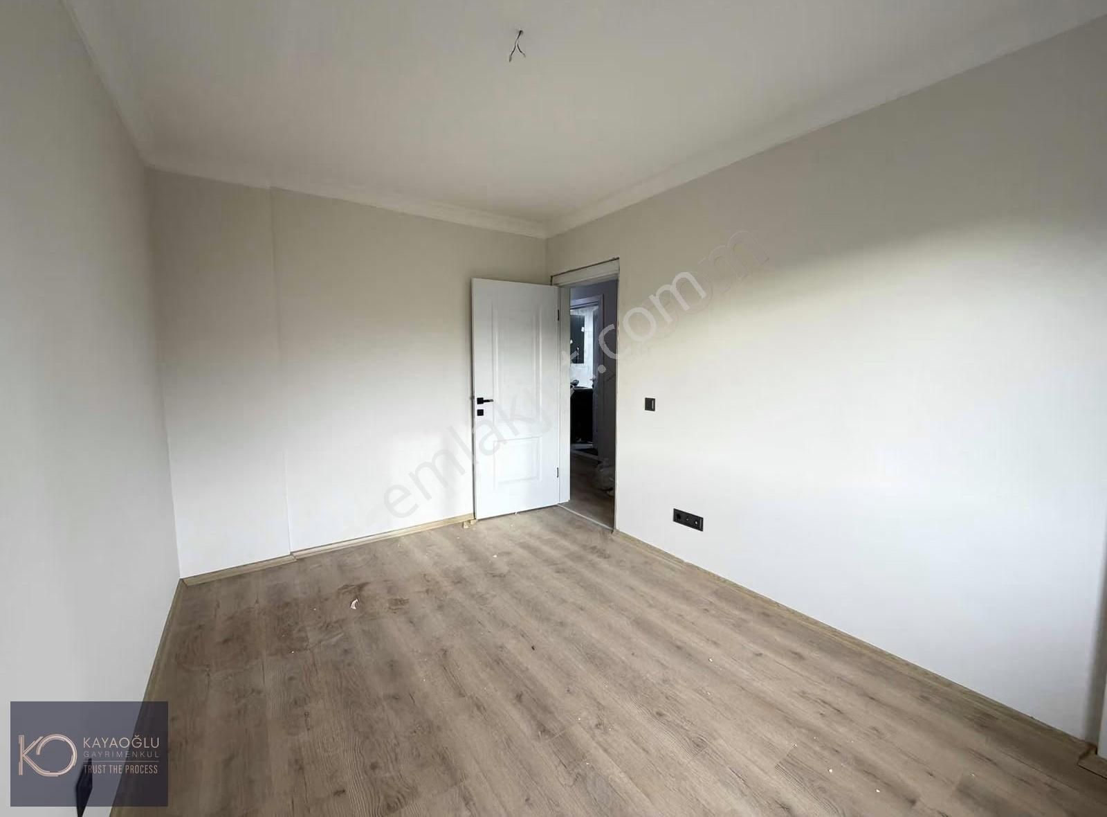 Karşıyaka Zübeyde Hanım'da Full Tadilatlı 2+1 Satılık Daire - Görsel 26