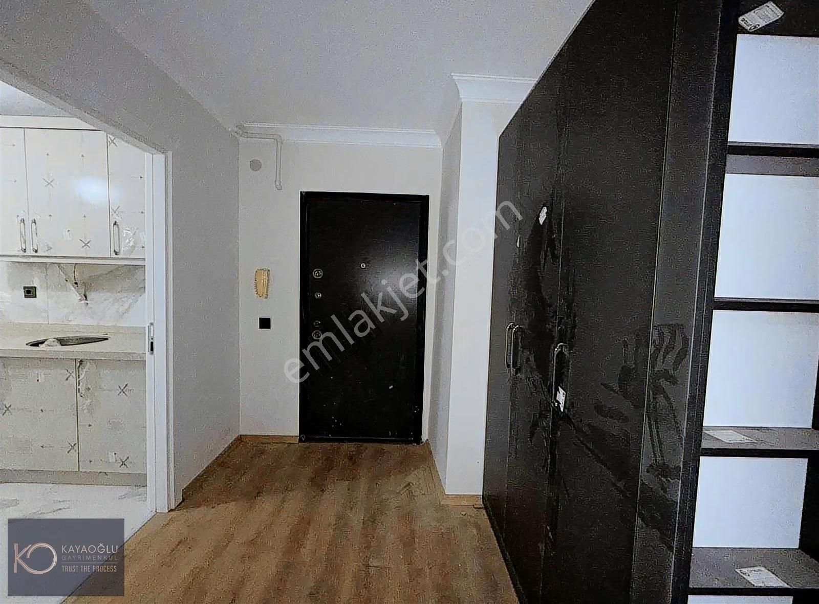 Karşıyaka Zübeyde Hanım'da Full Tadilatlı 2+1 Satılık Daire - Görsel 24