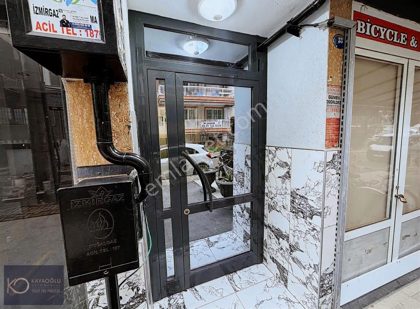 Kayaoğlundan Atakent Tramvay Durağına Çok Yakın 3+1 Klasik Daire - Görsel 14