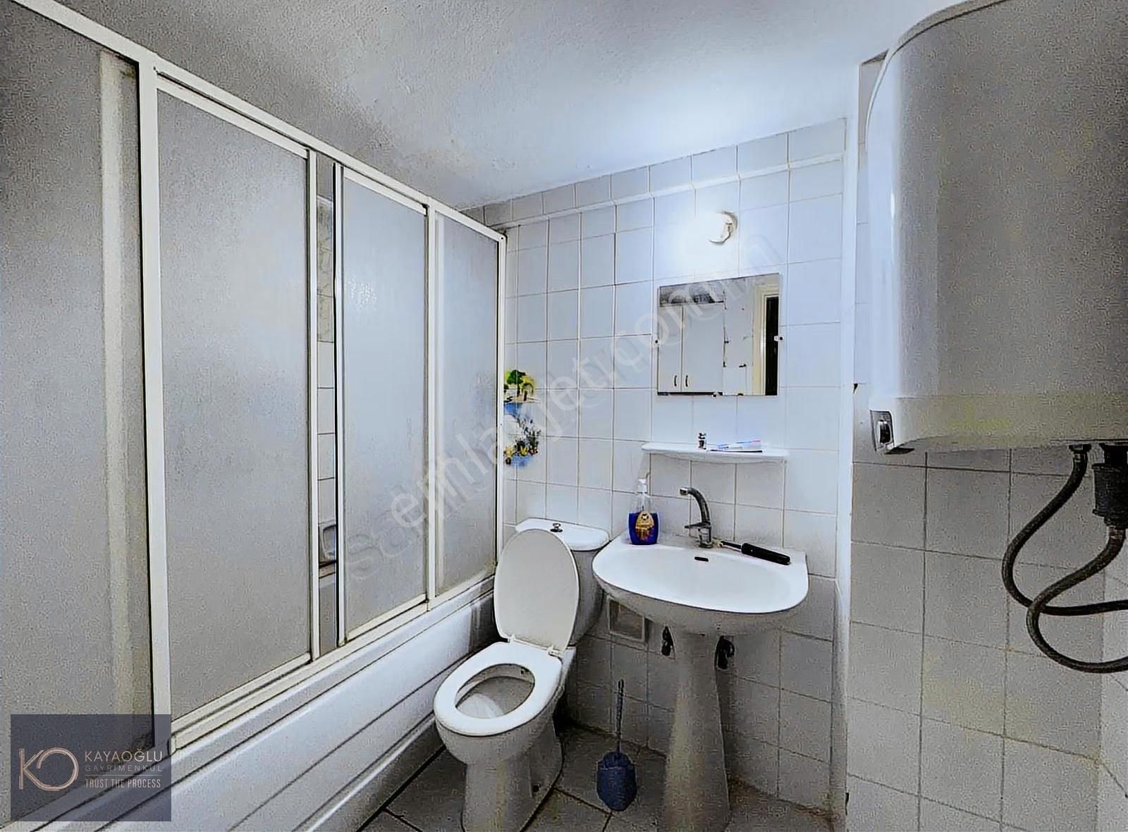 Kayaoğlundan Atakent Tramvay Durağına Çok Yakın 3+1 Klasik Daire - Görsel 9