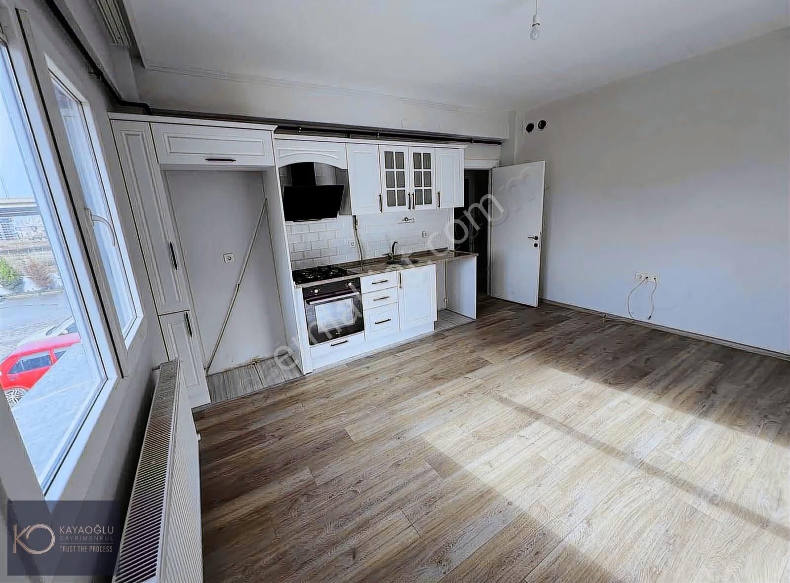 Menemen Gazi Mah Satılık 1+1