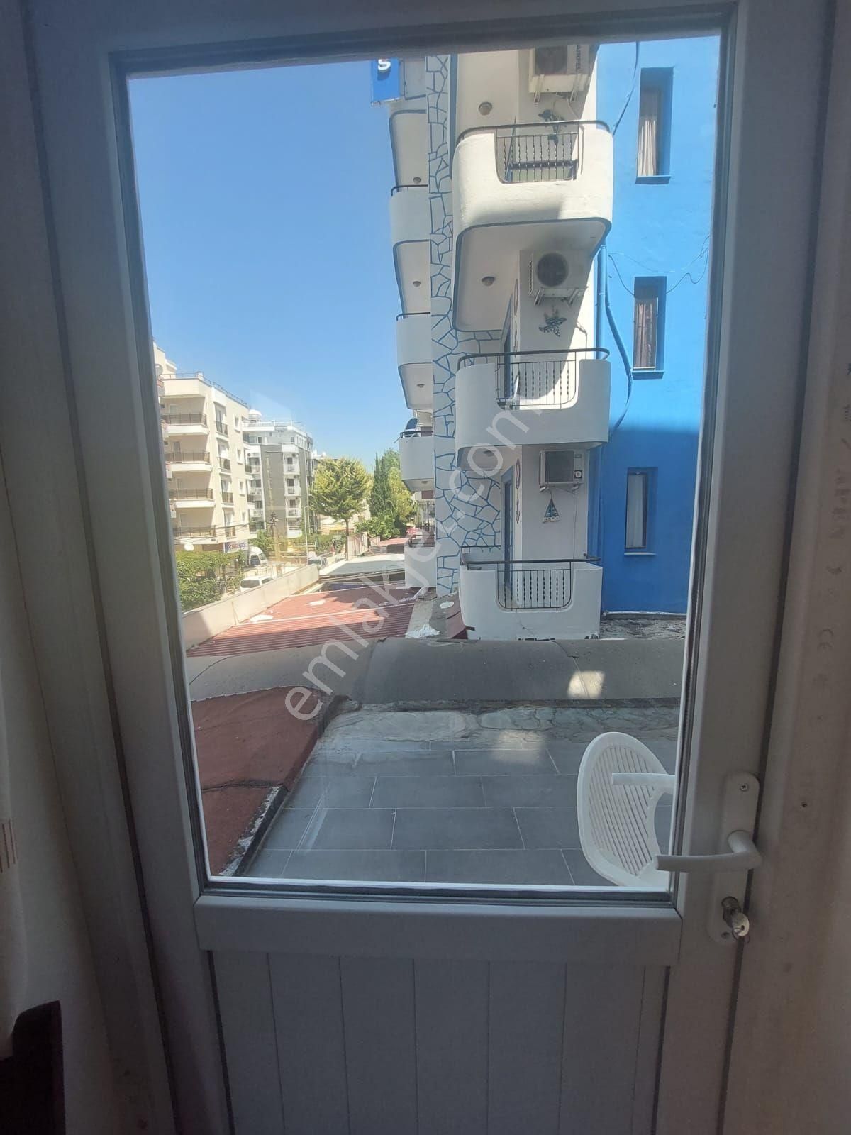 Kuşadası Merkezde Yatırımlık 1+1 - Görsel 7