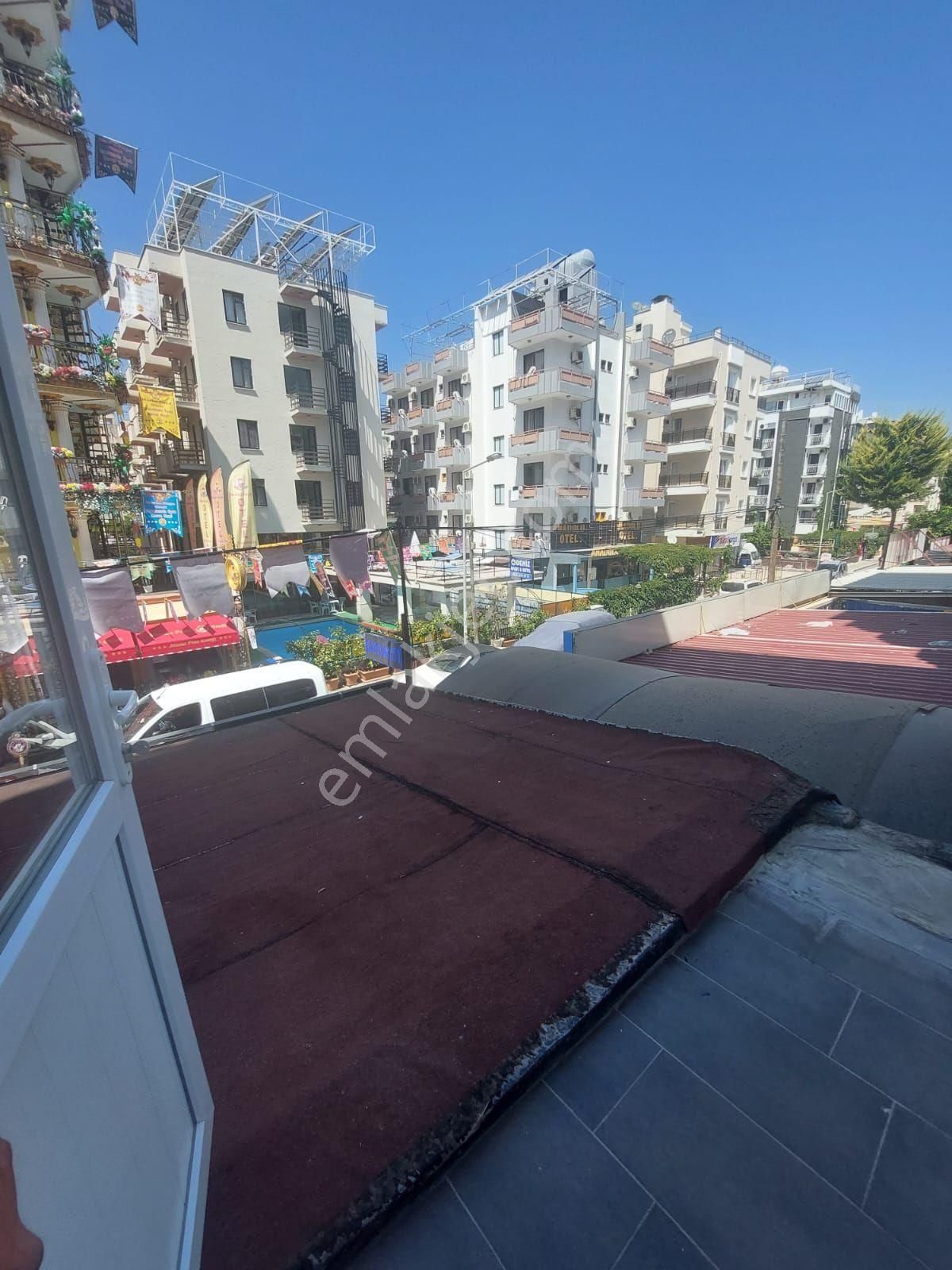 Kuşadası Merkezde Yatırımlık 1+1 - Görsel 9