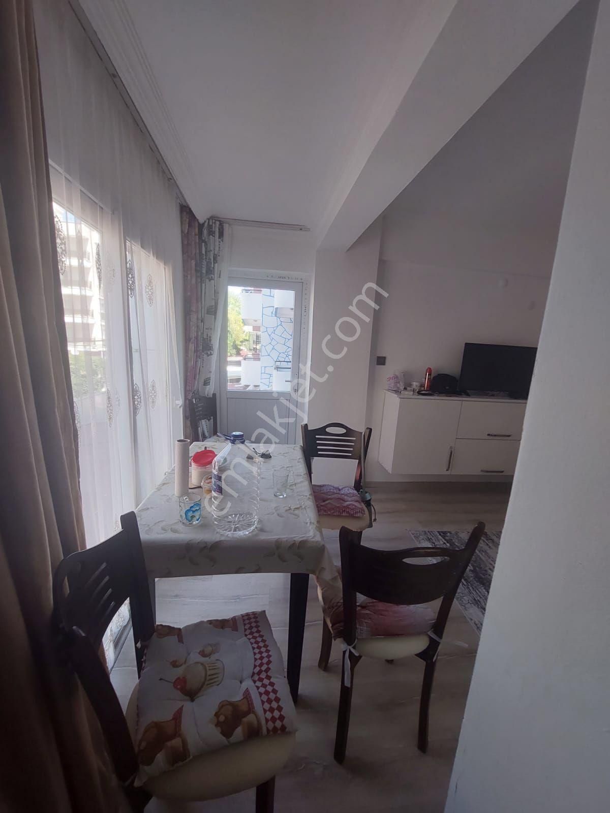 Kuşadası Merkezde Yatırımlık 1+1 - Görsel 14