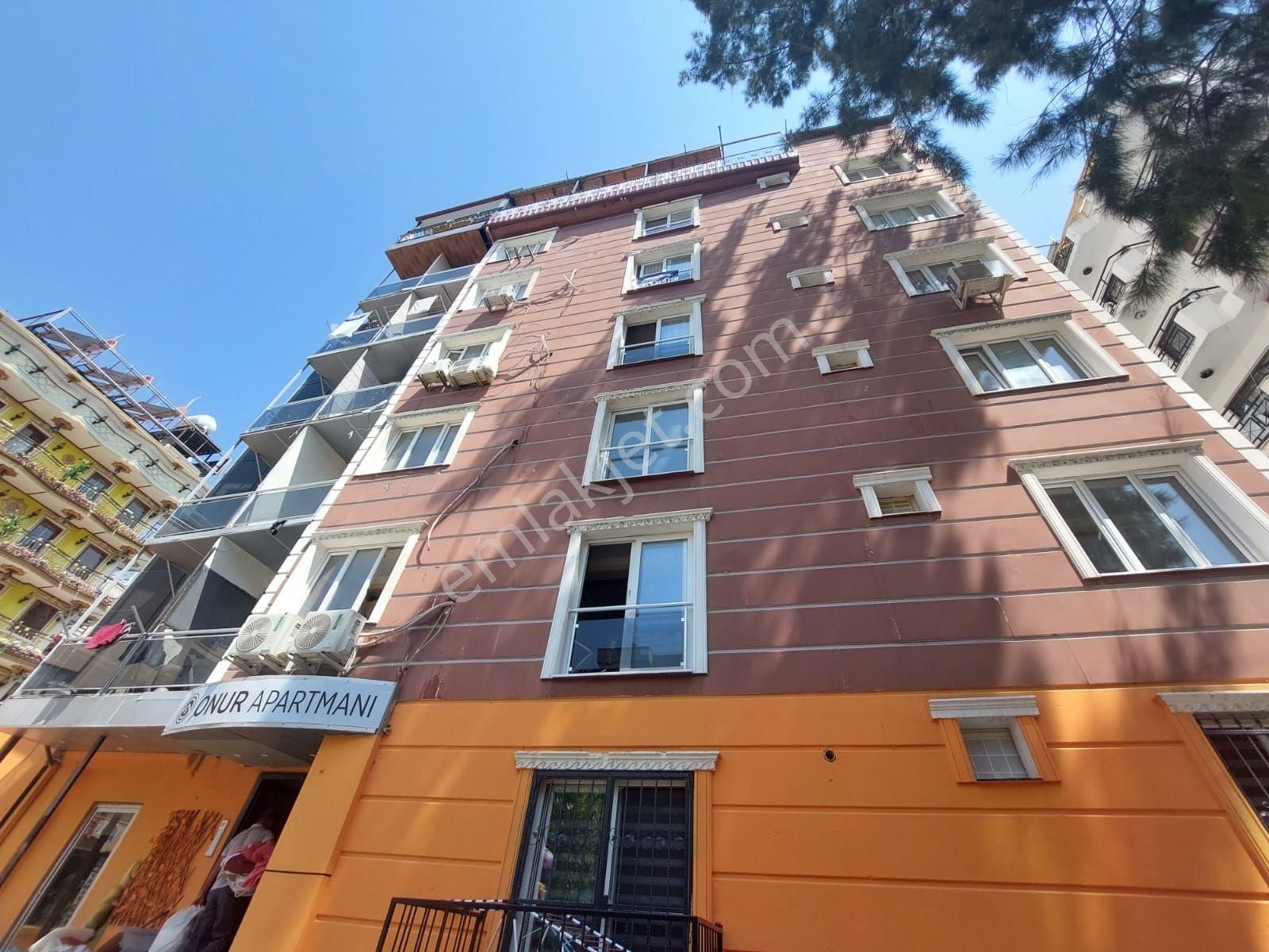 Kuşadası Merkezde Yatırımlık 1+1 - Görsel 4