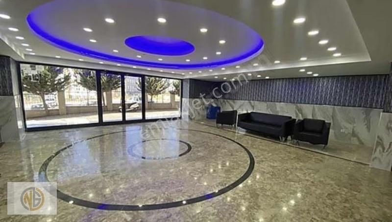 Nuray Gayrimenkulden Onkolojide Satılık 2+1 Lüks Bakımlı Daire - Görsel 11