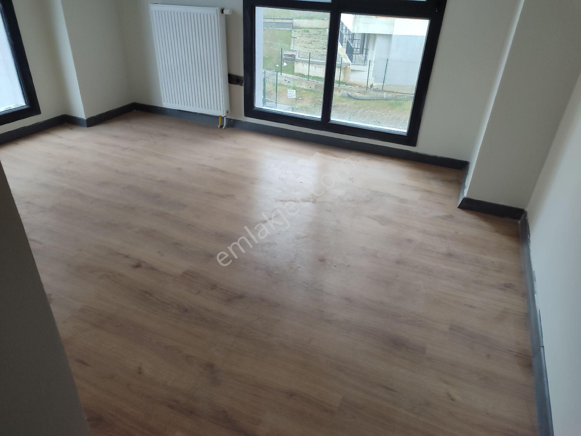 Ender Azîm Emlak'tan Satılık Daire Gop Bağlarbaşı Toki Bloklarında