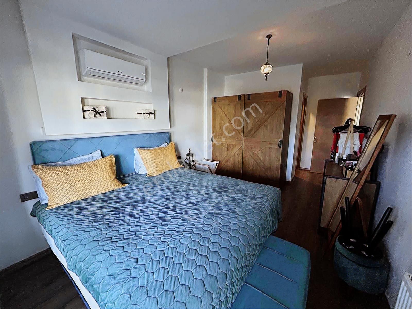 Kuşadası Merkeze Yakın Lüks 5+2 Çatı Dubeks - Görsel 25