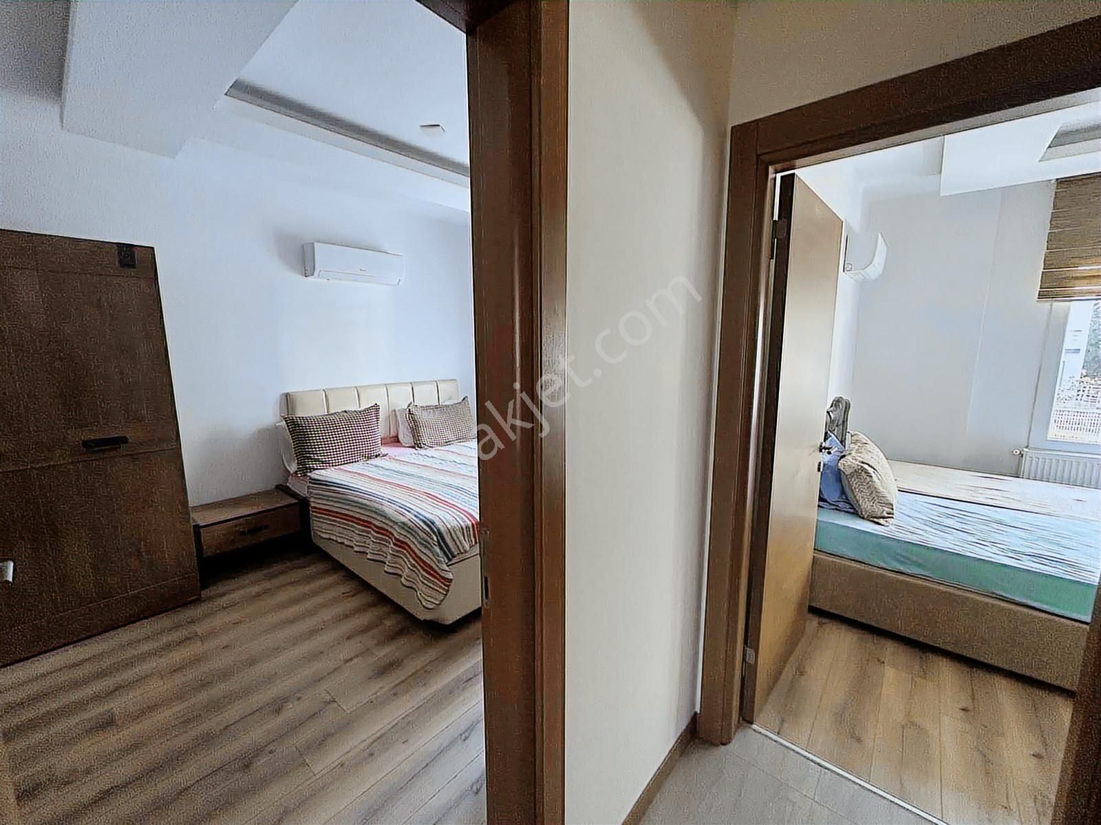 Kuşadası Merkeze Yakın Lüks 5+2 Çatı Dubeks - Görsel 10