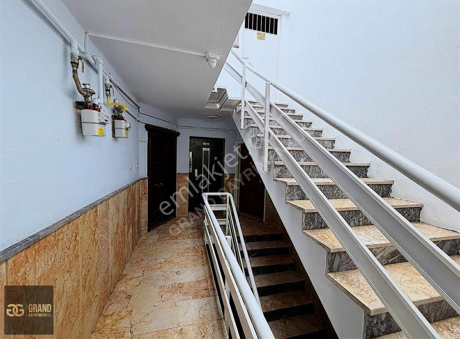 Zübeyde Hanım Metro'ya 50 Metre Dublex Satılık 4+1 Daire