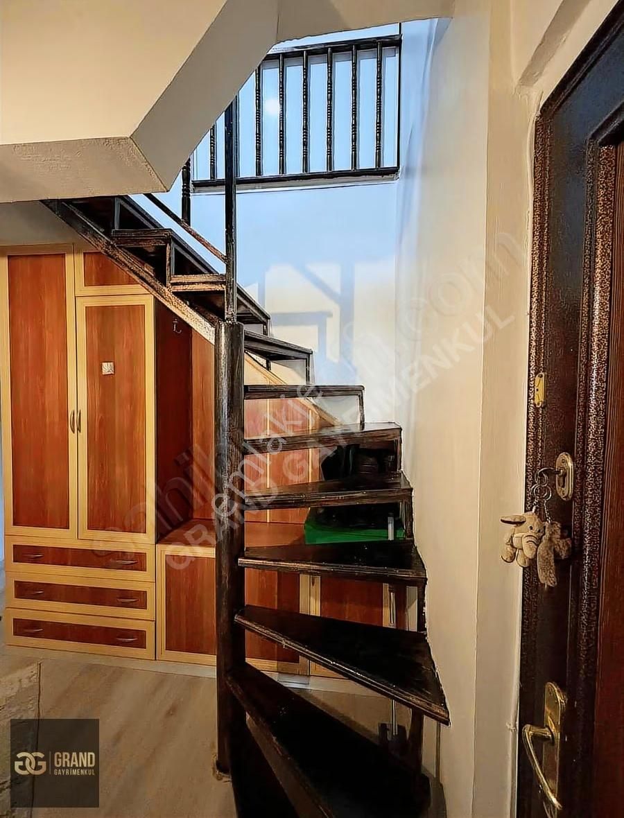 Zübeyde Hanım Metro'ya 50 Metre Dublex Satılık 4+1 Daire - Görsel 10