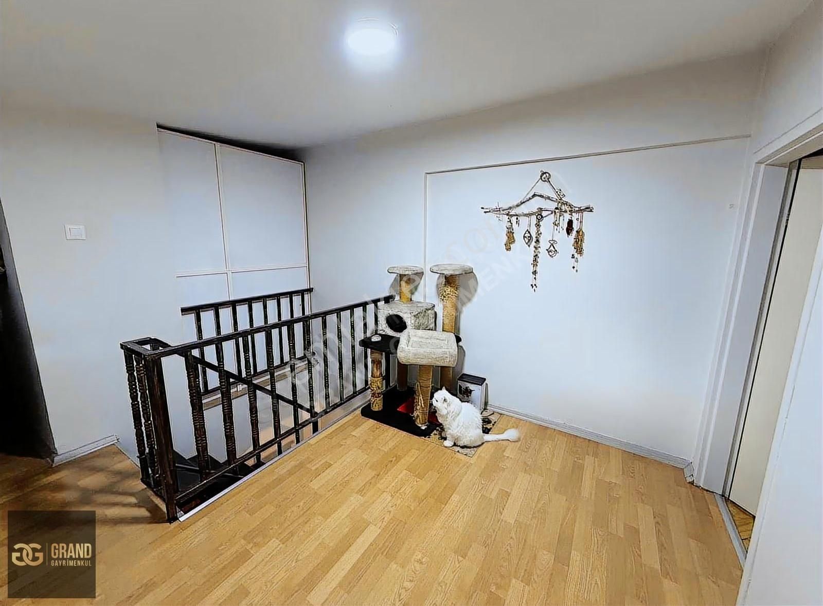 Zübeyde Hanım Metro'ya 50 Metre Dublex Satılık 4+1 Daire - Görsel 7