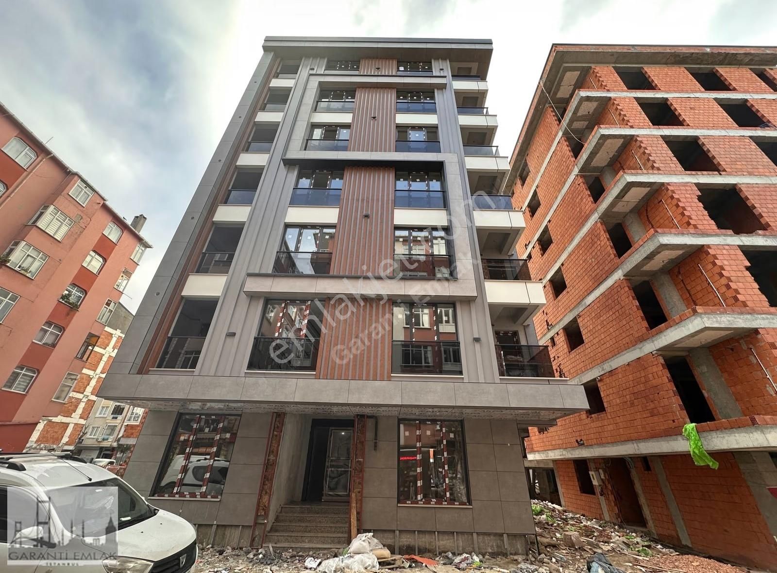 Ferit Selimpaşa Cad. Migros Yakını Sıfır 2+1 Köşe Daire - Görsel 23