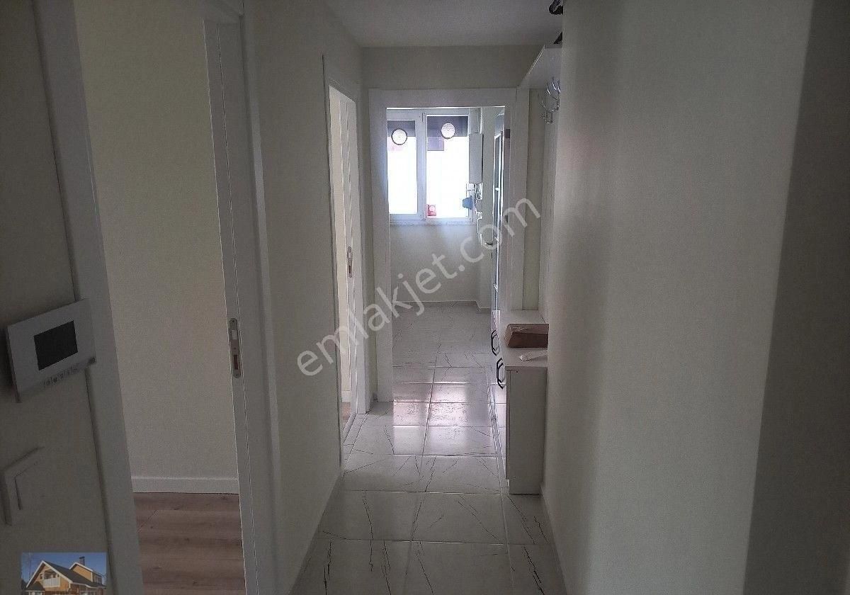 İdealtepede Cadde Üzerinde 2+1 60m2 Net Yüksek Giriş Bahçe Kullanımlı Satılık Daire - Görsel 5