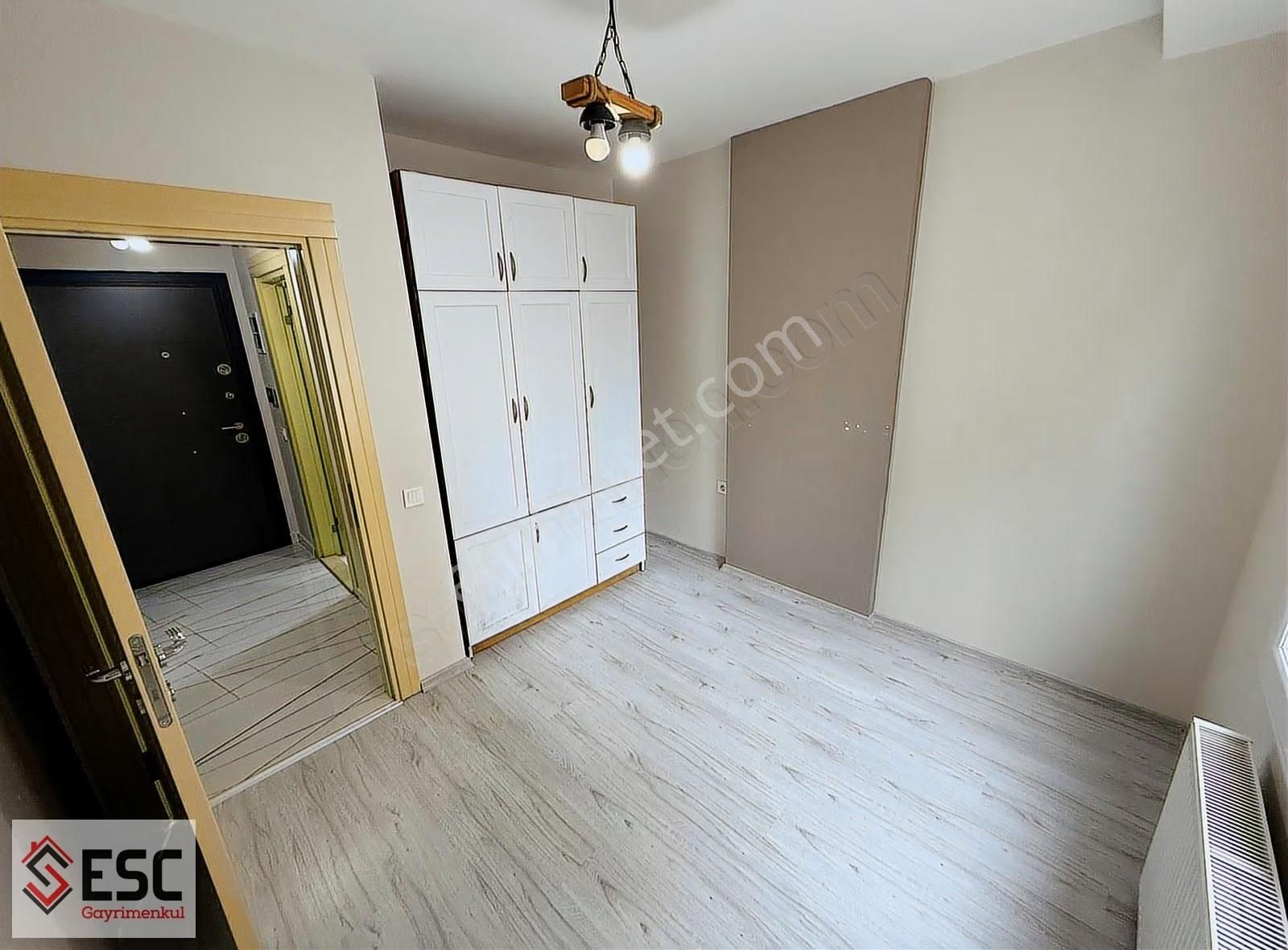 Esc,den Soli Centera Yakın 1+1 D.gazlı Kiralık Daire Esc1682 - Görsel 2