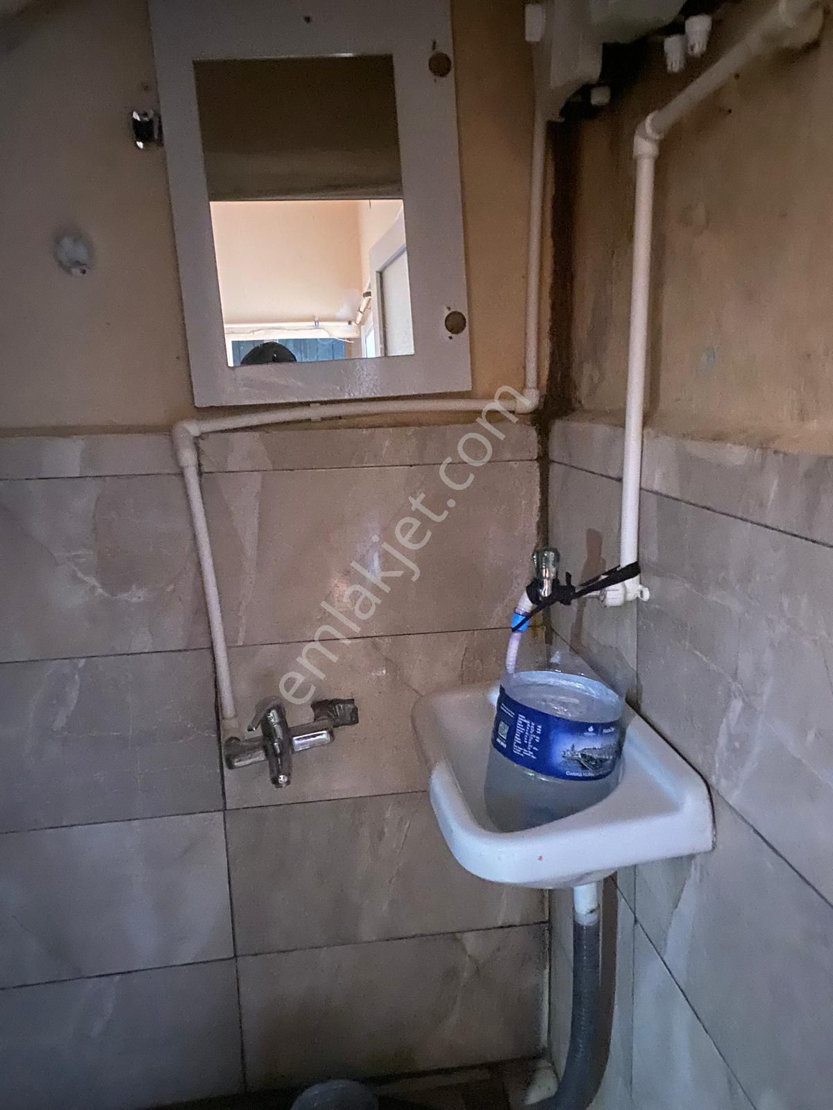 Gaziosmanpaşa Bekara Uygun Bağlar Caddesinde /1+1/60m2/düz Giriş / Kiralık Daire - Görsel 8