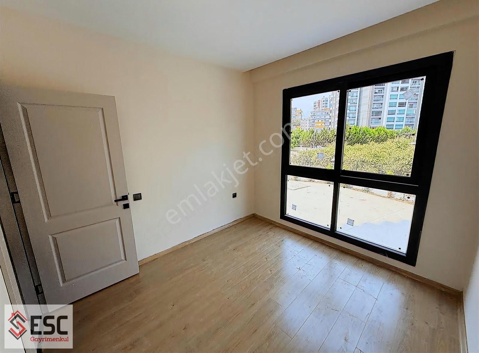 Esc'den Deniz Mah'de Deniz Manzaralı 2+1 Satılık Daire Esc2137 - Görsel 3