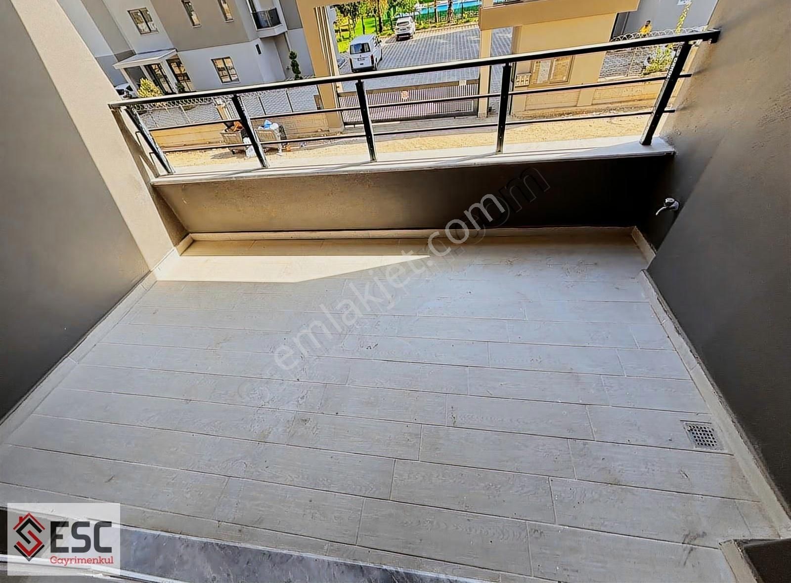 Esc'den 75.yıl Mh'de Tek Blok Havuzlu Site İçi 1+1 Daire Esc2204 - Görsel 2