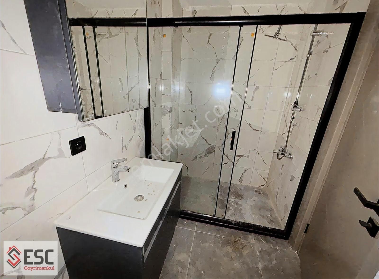 Esc'den 75.yıl Mh'de Tek Blok Havuzlu Site İçi 1+1 Daire Esc2204 - Görsel 4