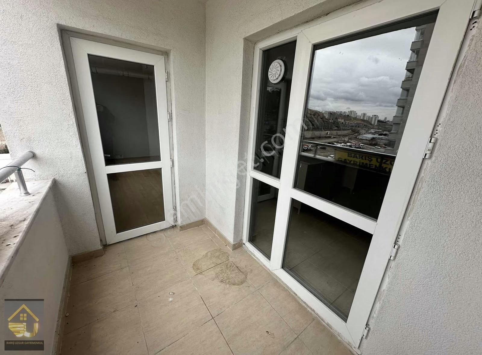 Üreğil Mah.merkezi Yerde Site İçerisinde Kiralık 3+1 Daire - Görsel 5