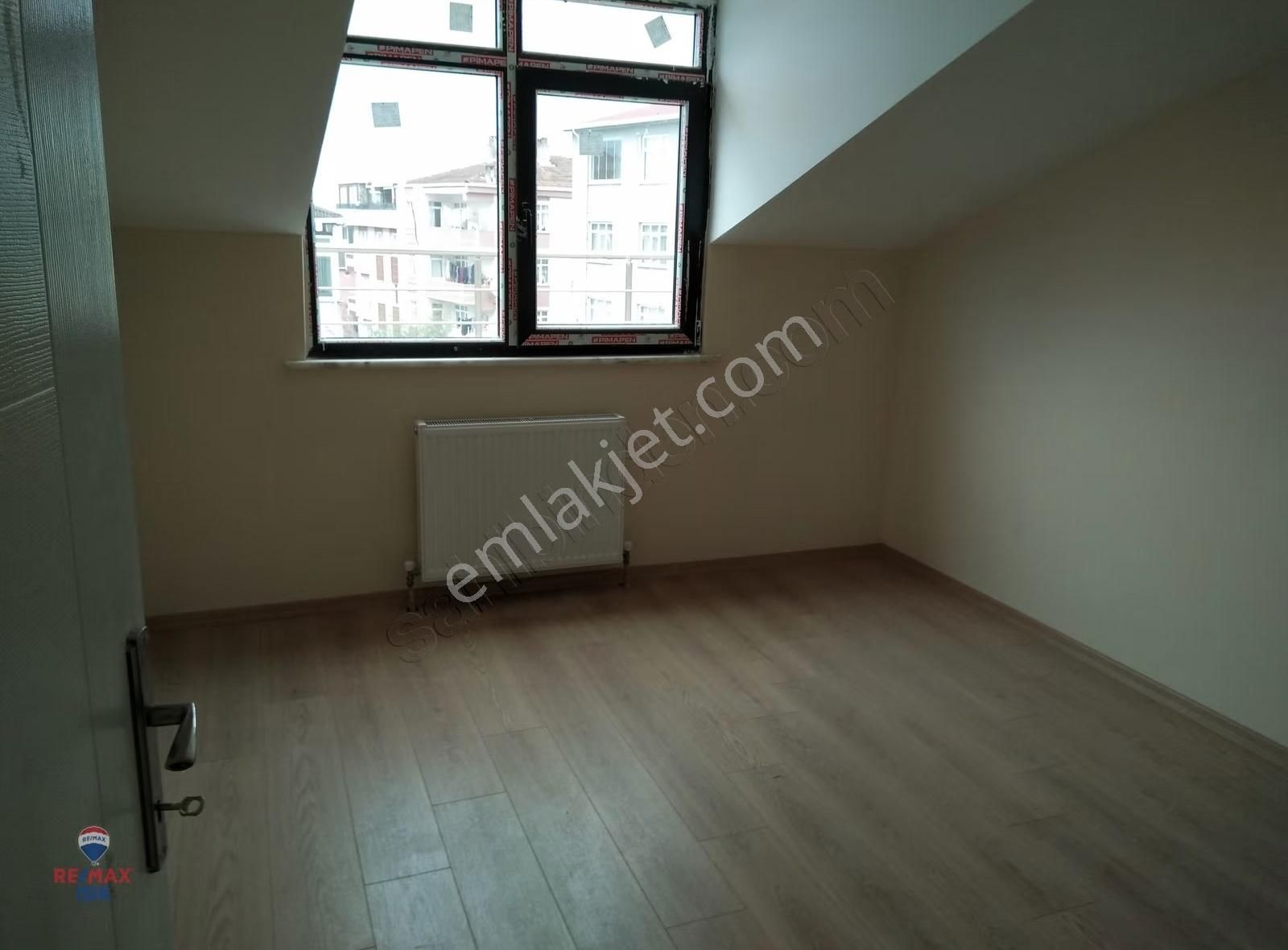 Sancaktepe De Çok Amaçlı 1000m2 Plaza - Görsel 12