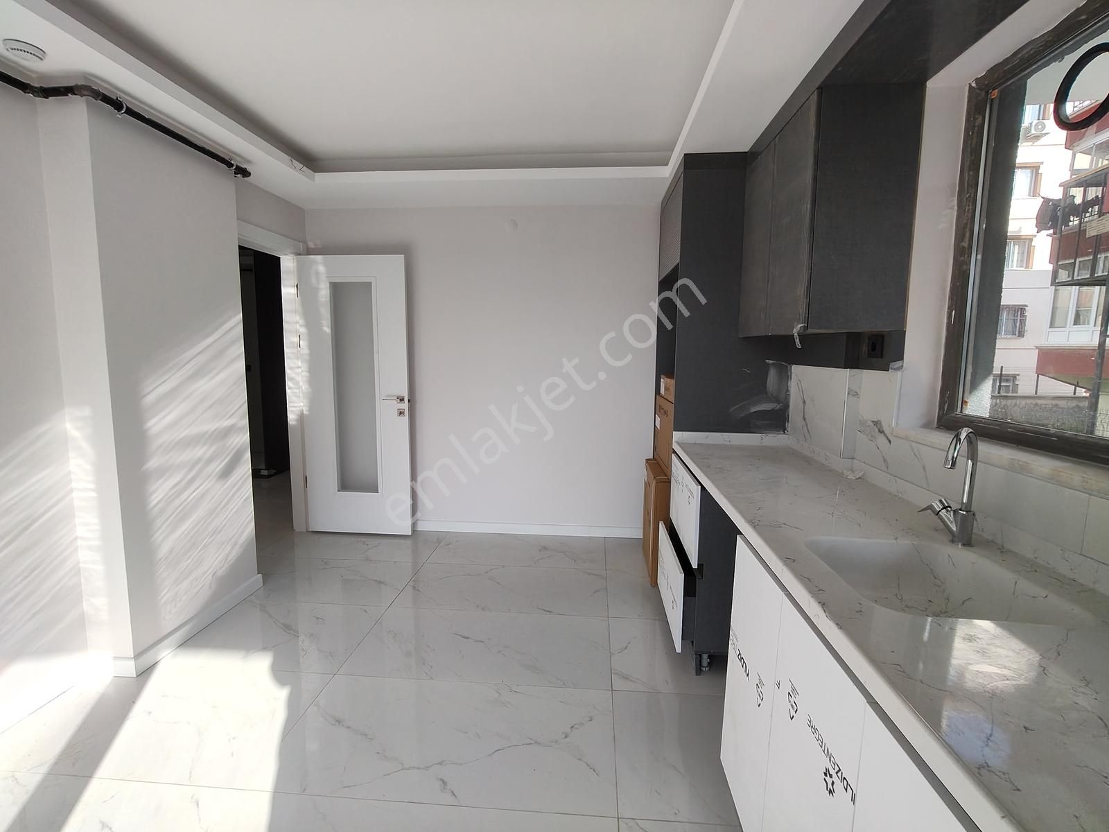 Sıfır,3+1 İskanlı, 60 M2 Bahçeli, Asansör, Otopark,yerden Isıtma - Görsel 7