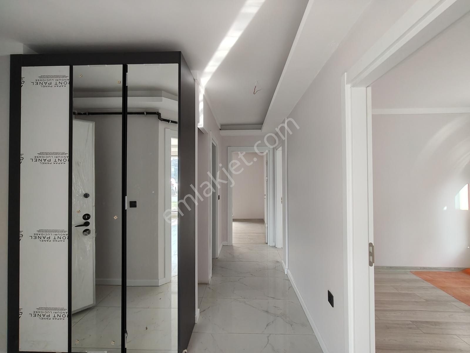 Sıfır,3+1 İskanlı, 60 M2 Bahçeli, Asansör, Otopark,yerden Isıtma - Görsel 5