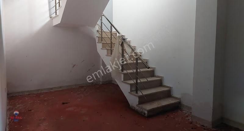 Cadde Üzeri Sıfır Binada 90 Metrekare Köşe Başı Dükkan&mağaza - Görsel 4