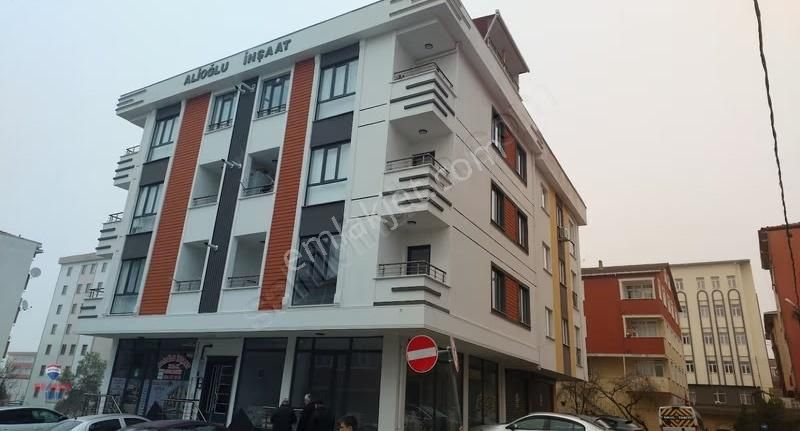 Cadde Üzeri Sıfır Binada 90 Metrekare Köşe Başı Dükkan&mağaza - Görsel 5