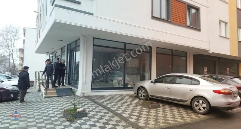 Cadde Üzeri Sıfır Binada 90 Metrekare Köşe Başı Dükkan&mağaza - Görsel 10