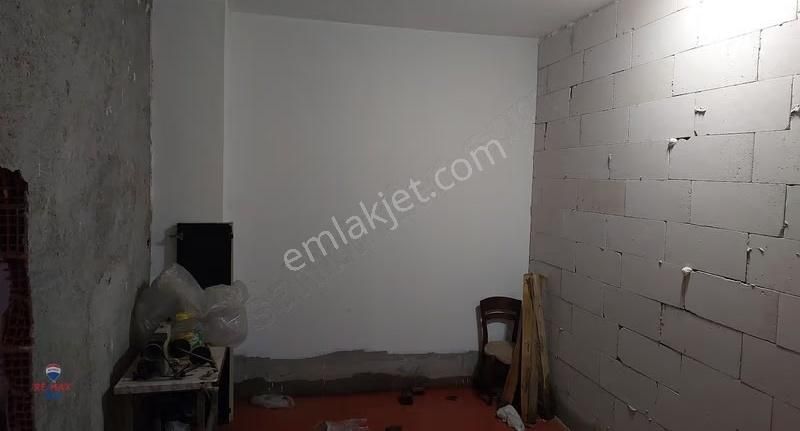 Cadde Üzeri Sıfır Binada 90 Metrekare Köşe Başı Dükkan&mağaza