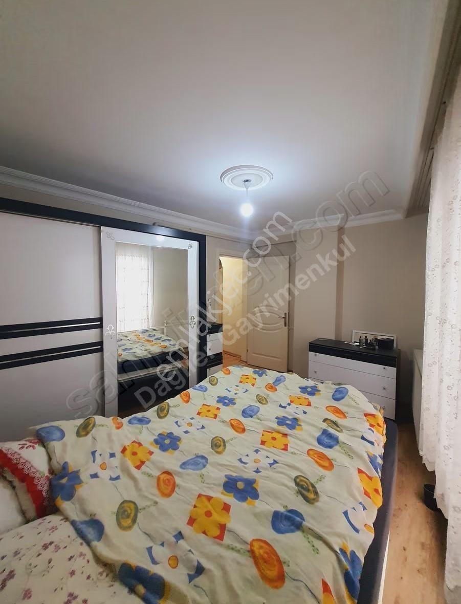 Sultangazi Yunus Emre'de Satılık 1+1 Daire 60m² - Görsel 13