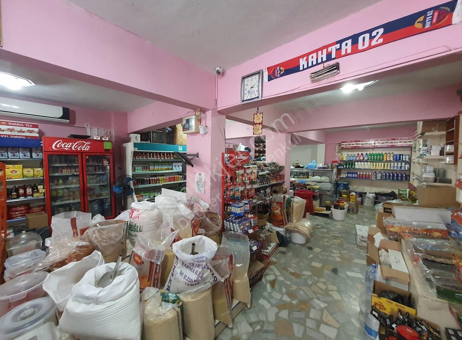 Sultangazi 75. Yıl Mah. Satılık 160 M² Dükkan - Yatırım Fırsatı