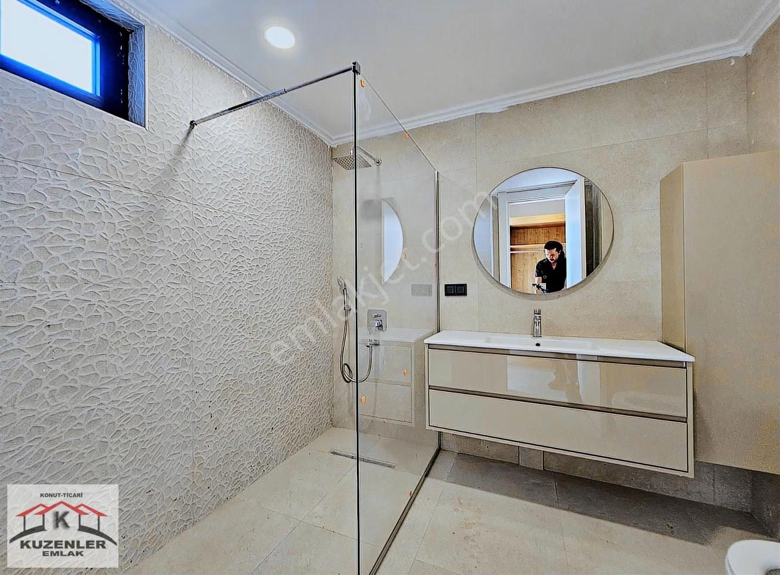 Pineta Konutları_12.kat Tam Güney K.oto 211m2 35m2 Mutfak Lüks 4 - Görsel 25