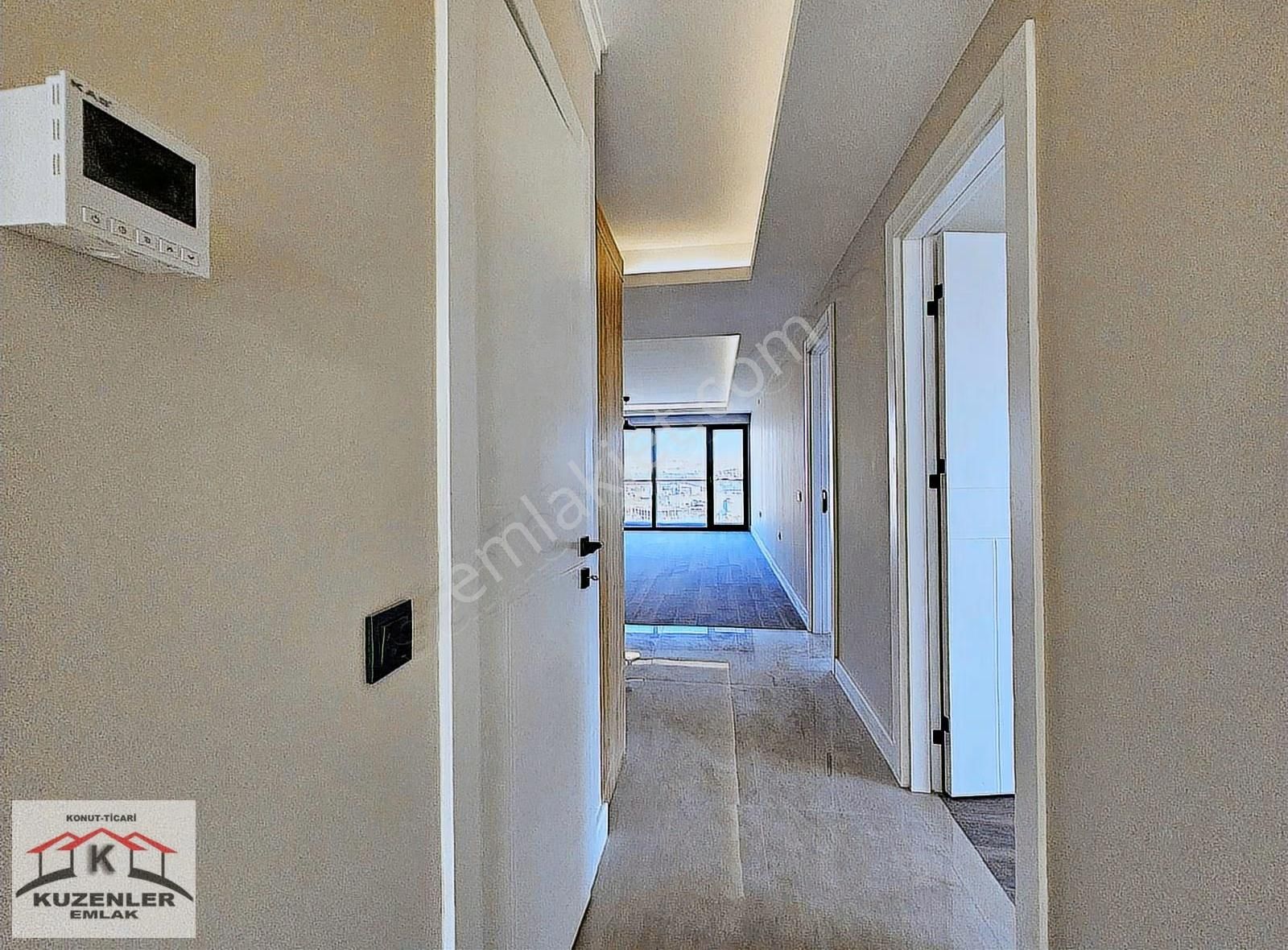 Pineta Konutları_12.kat Tam Güney K.oto 211m2 35m2 Mutfak Lüks 4 - Görsel 4