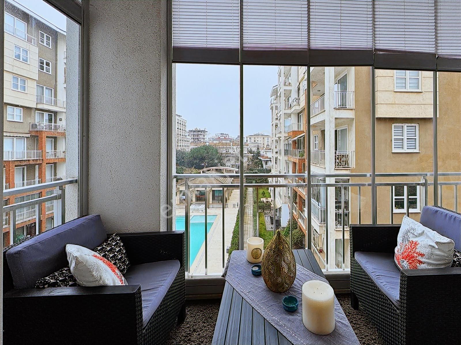 Çekmeköy Grand Slam Sitesinde Emsalsiz C Tipi 1+1 Köşe Daire - Görsel 34