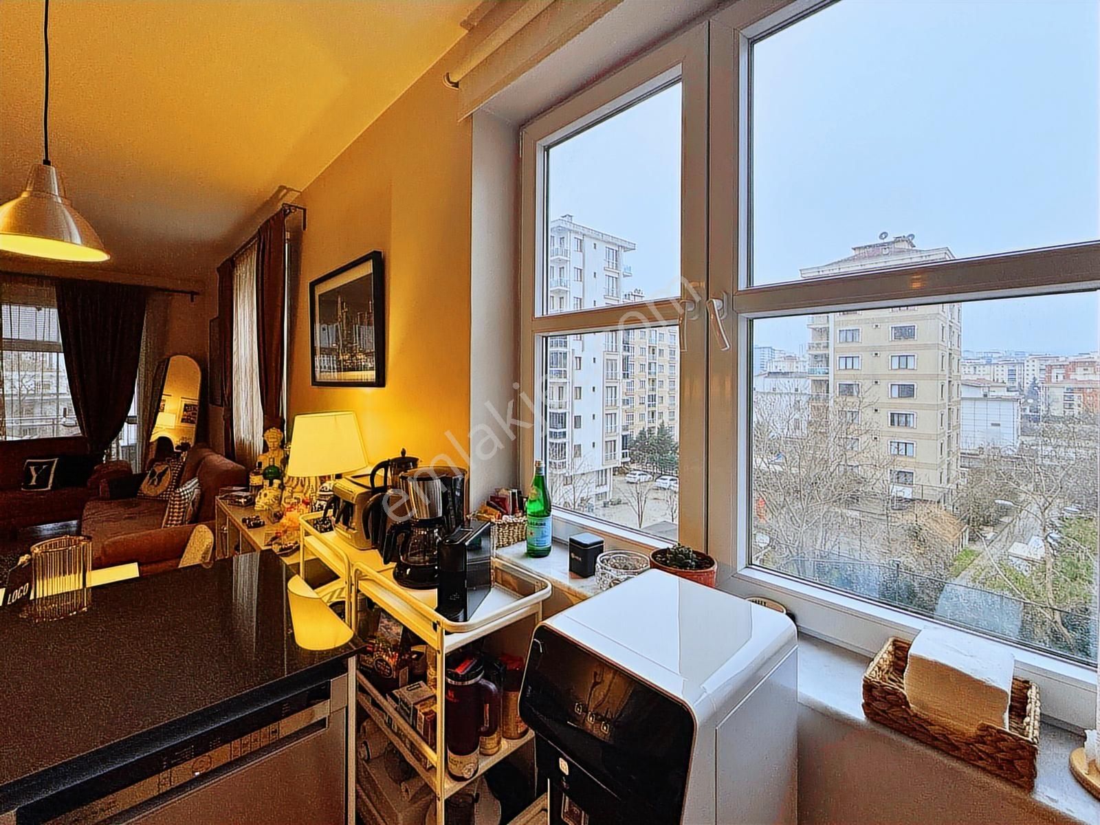 Çekmeköy Grand Slam Sitesinde Emsalsiz C Tipi 1+1 Köşe Daire - Görsel 9