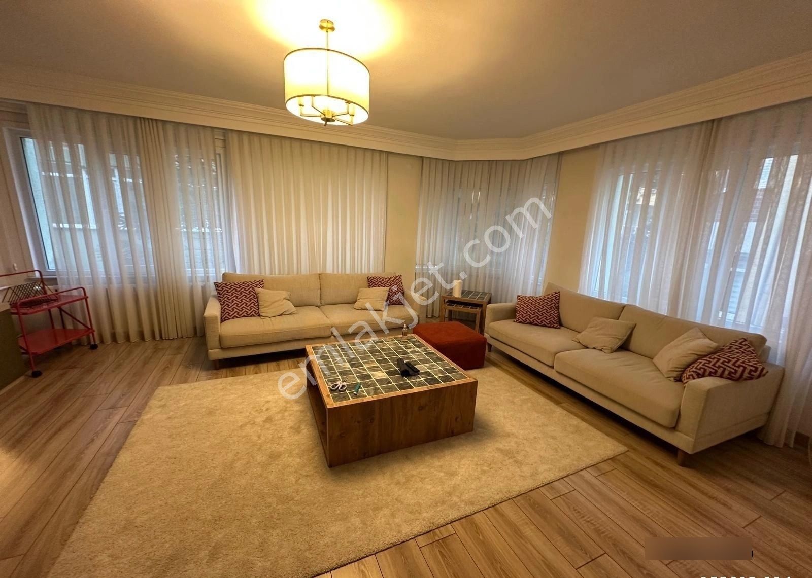 Sarıyer Darüşşafaka Site İçinde Ful Eşyalı Kiralık Daire