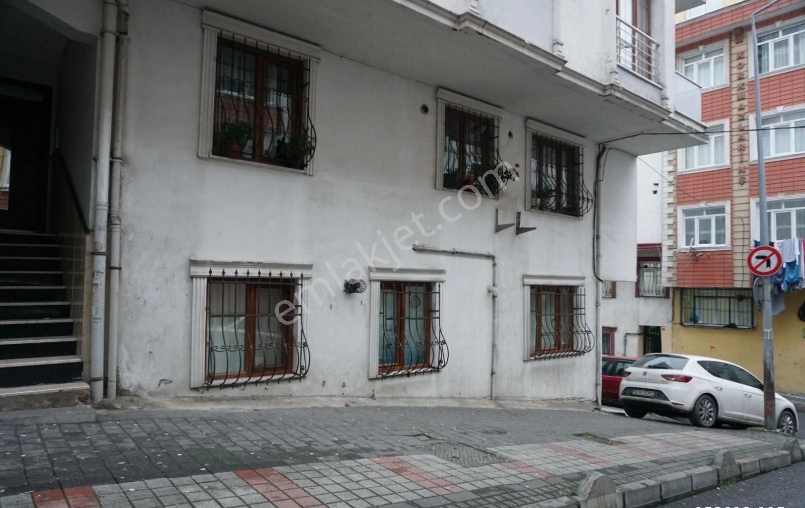 Bagcılar Yüzyıl 42 Evler Mah Satılık 4+1 Kredili Bahçe Katı - Görsel 12