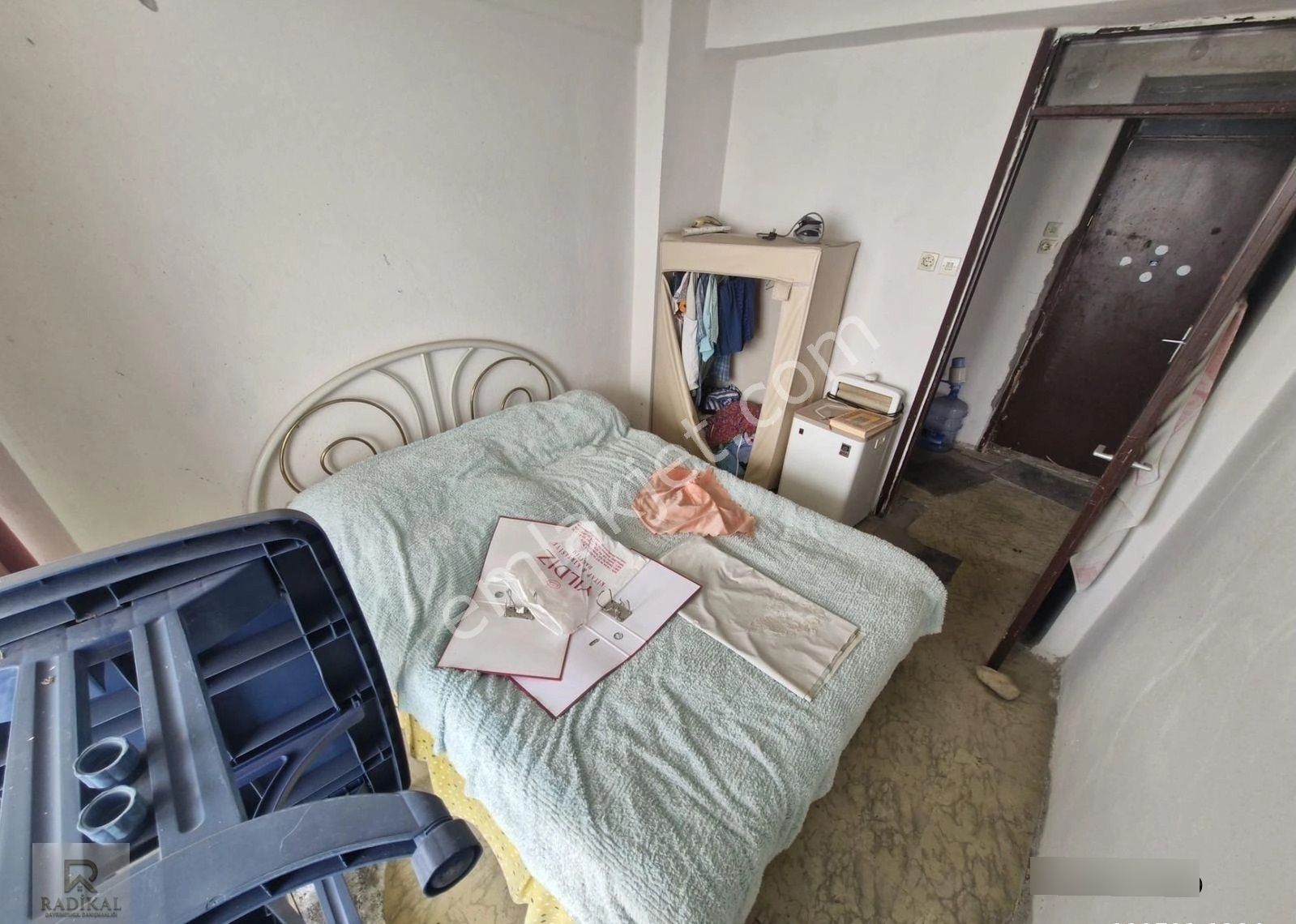 Yalova Çiftlikköy Siteler Mah. Ankaralılar Caddesinde Denize Sıfır Emsalsiz Manzaralı Satılık 2+1... - Görsel 4