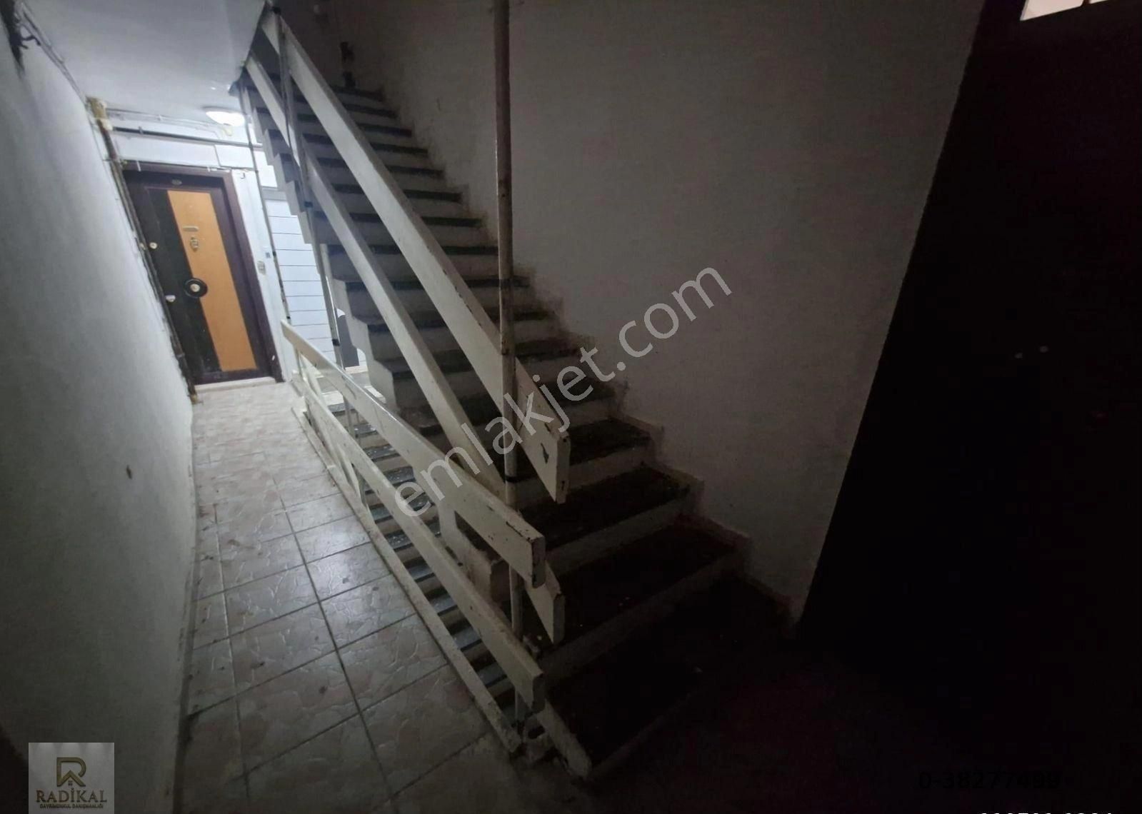 Yalova Çiftlikköy Siteler Mah. Ankaralılar Caddesinde Denize Sıfır Emsalsiz Manzaralı Satılık 2+1... - Görsel 28