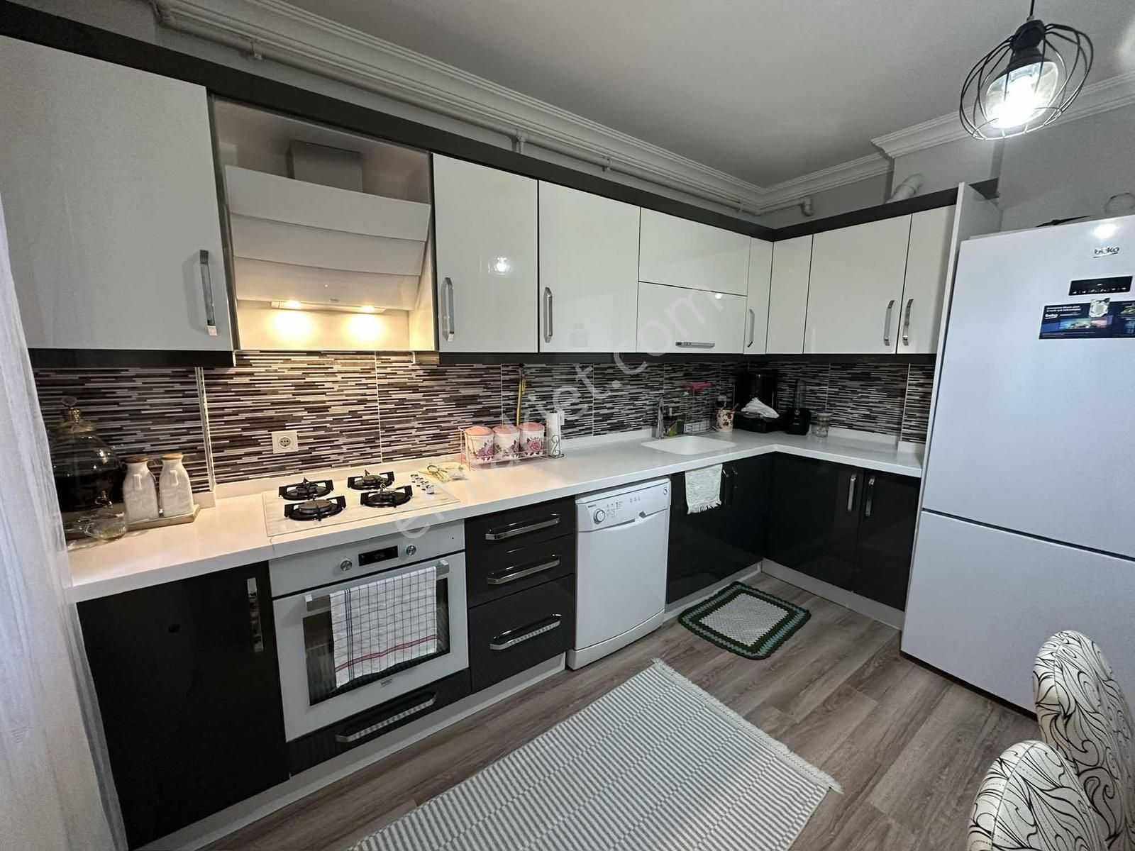 Bulut Emlak'tan Çevik 1 Yakını Yeni 3+1 Daire